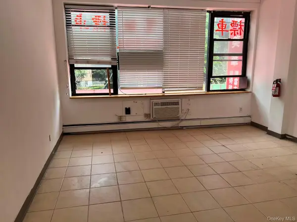 133-51 Roosevelt AVE #2FL front, Flushing, NY 11354