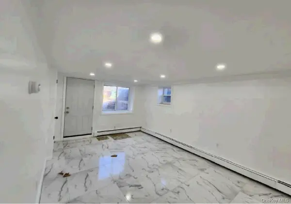 33-08 Francis Lewis BLVD, Flushing, NY 11358