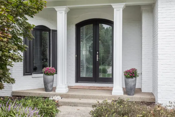 6375 Oxbow WAY, Indianapolis, IN 46220