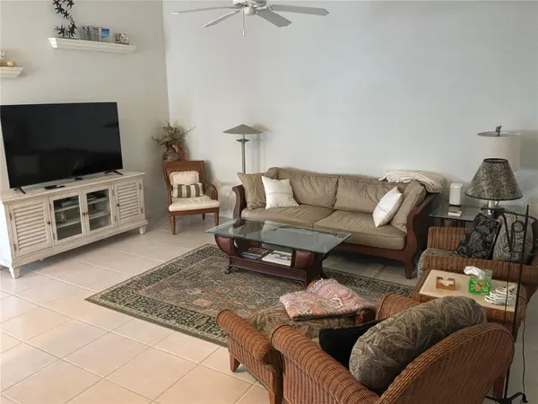 7562 QUINTO DR, Sarasota, FL 34238