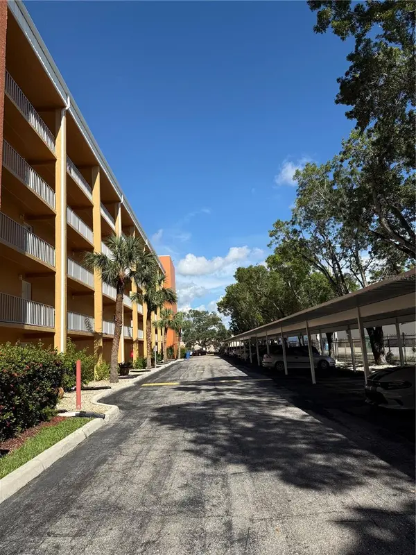 2366 E MALL DR #308, Fort Myers, FL 33901
