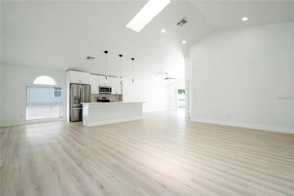 2218 NEWT ST, Orlando, FL 32837
