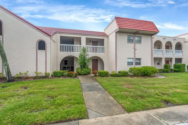 9700 STARKEY RD #113, Seminole, FL 33777