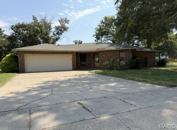202 N Brushwick AVE, Sikeston, MO 63801