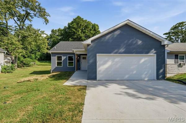 309 E Arlee AVE, St Louis, MO 63125