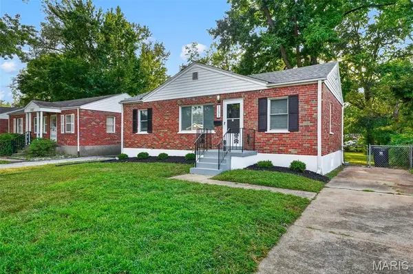 1131 Mount Olive AVE, St Louis, MO 63130