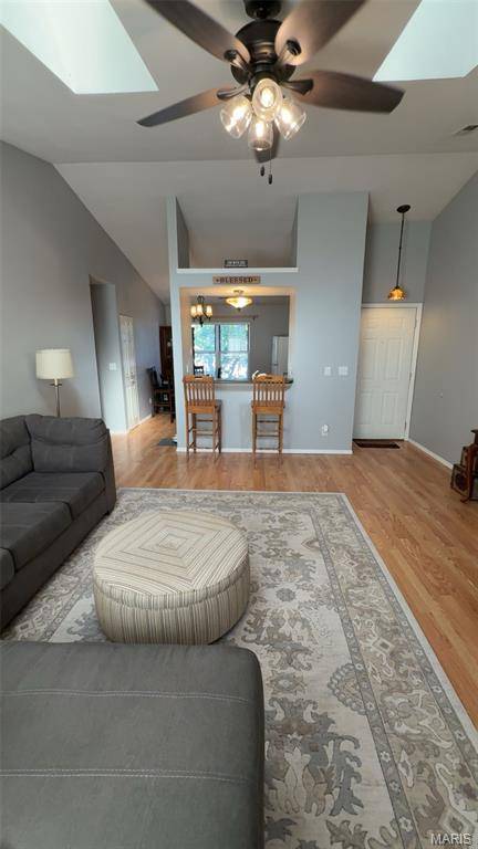 905 Sugar Lake CT #6, St Peters, MO 63376