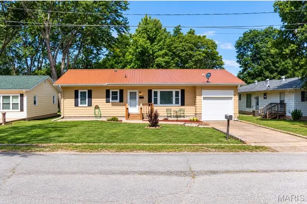 803 S Oak ST, Salem, MO 65560