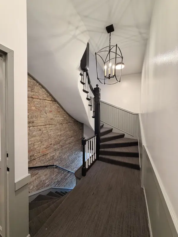935 W Armitage AVE #2B, Chicago, IL 60614