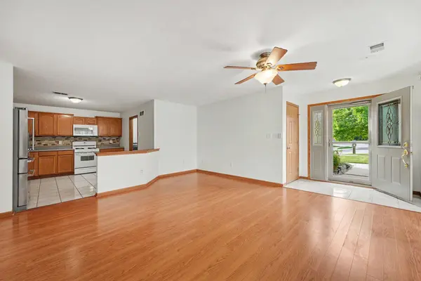 1150 W 86th PL, Merrillville, IN 46410