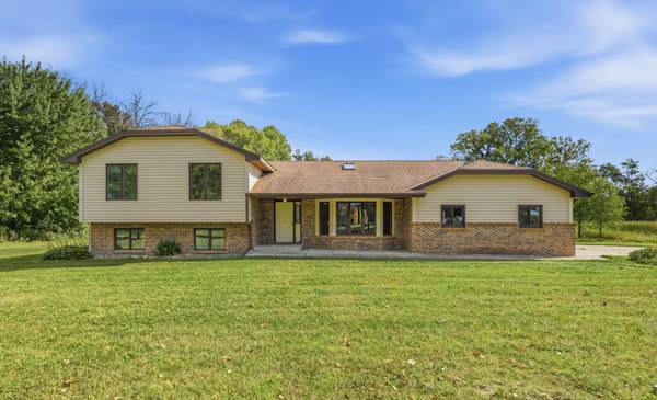 7120 Pagenkopf RD, Independence, MN 55359