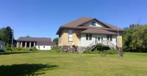 54130 270th ST, Lansing, MN 55912