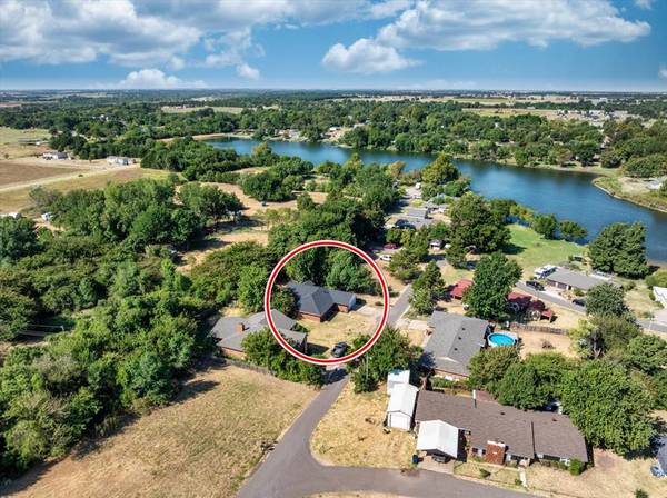 13605 Jacqueline DR, Crescent, OK 73028