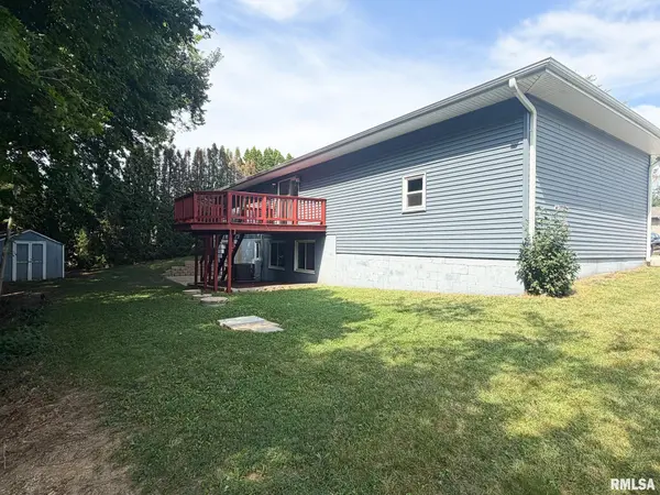 14 APPLE TREE LN, East Peoria, IL 61611