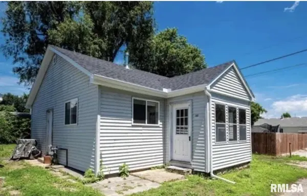 307 MIDLAND ST, Pekin, IL 61554