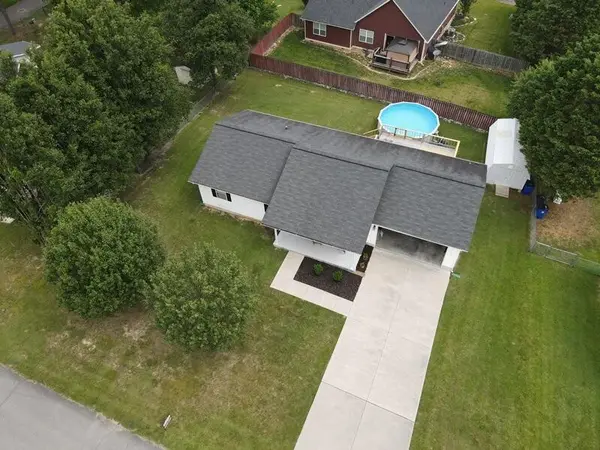 1335 NE 37th Street, Cleveland, TN 37312