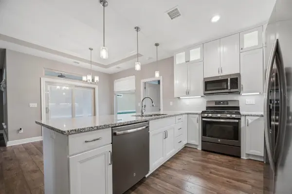 1237 S Nineiron, Wichita, KS 67235