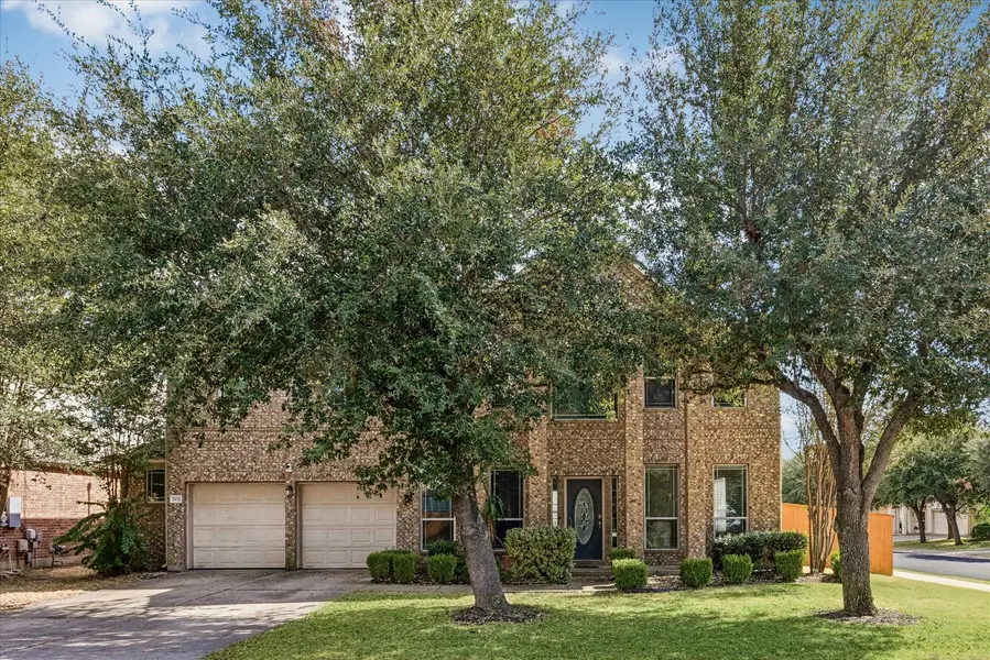701 Crestwood LN, Round Rock, TX 78665