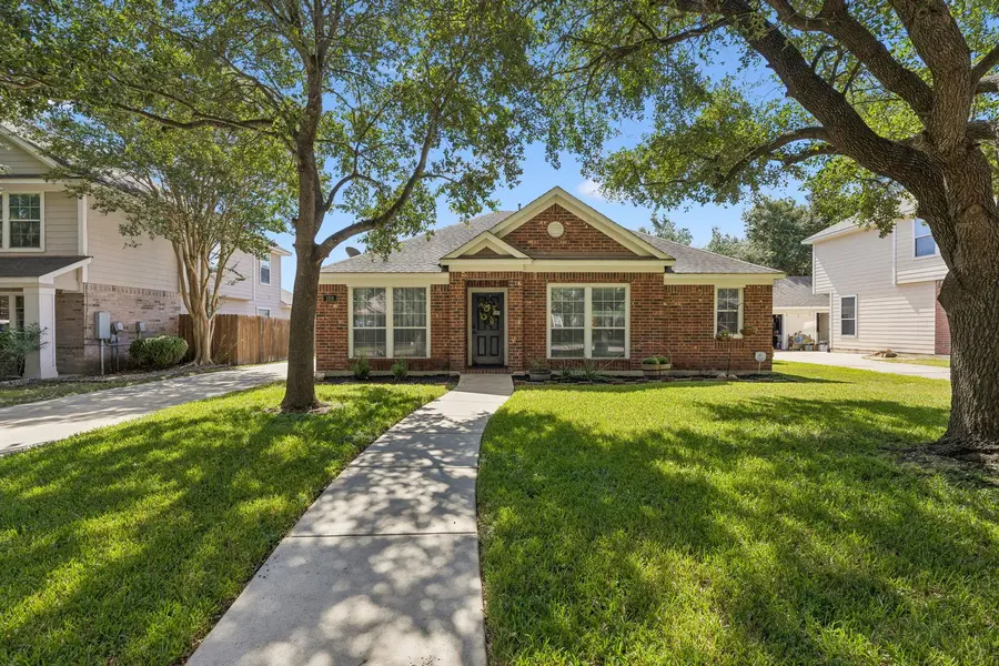 159 Invierno ST, Kyle, TX 78640