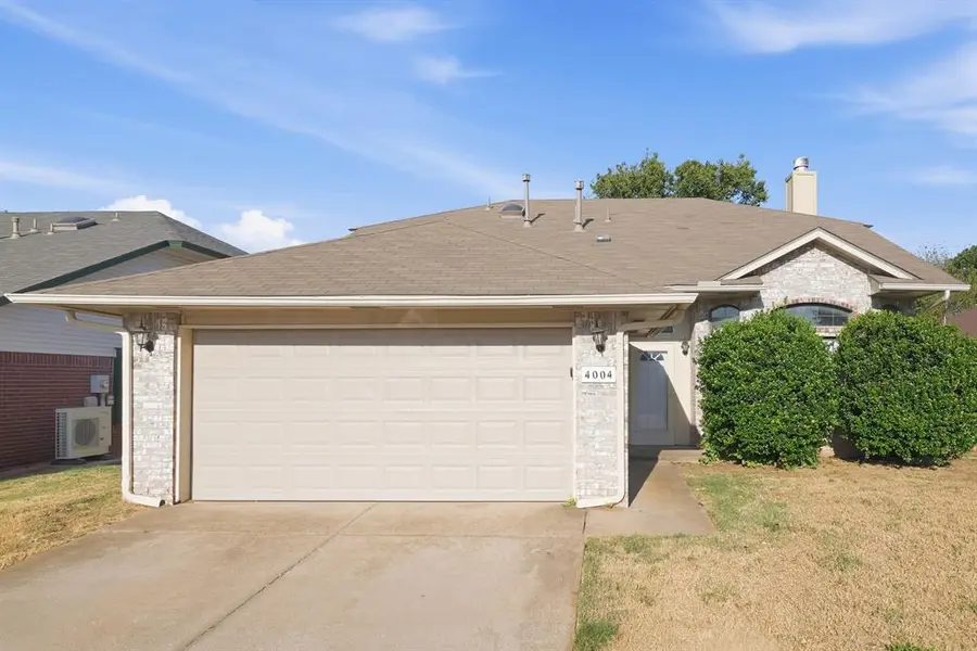 4004 Night Hawk DR, Norman, OK 73072