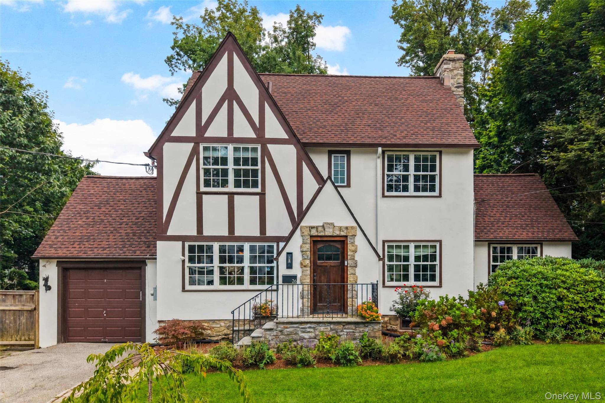 26 Dusenberry RD, Bronxville, NY 10708