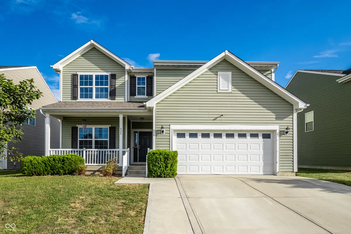 828 Blue Ash TRL, Greenwood, IN 46143