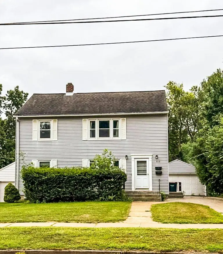 812 11th ST SW, Rochester, MN 55902