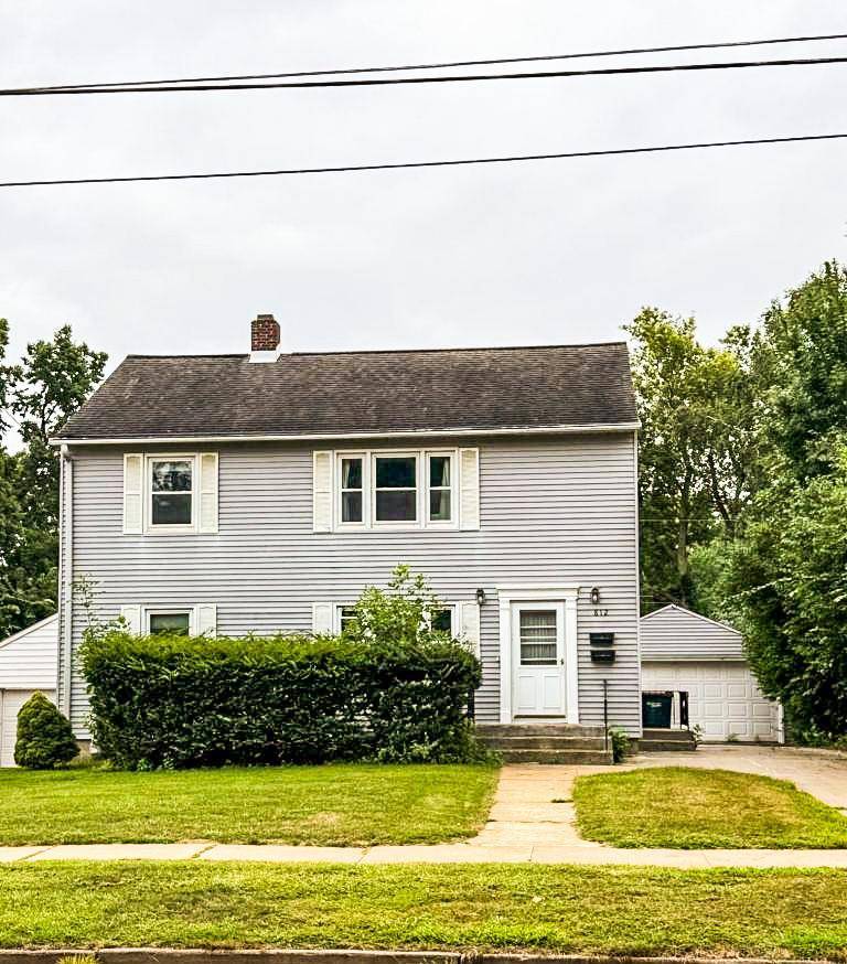 812 11th ST SW, Rochester, MN 55902