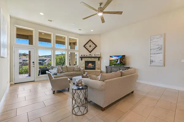 6005 Hewetson DR, Austin, TX 78738