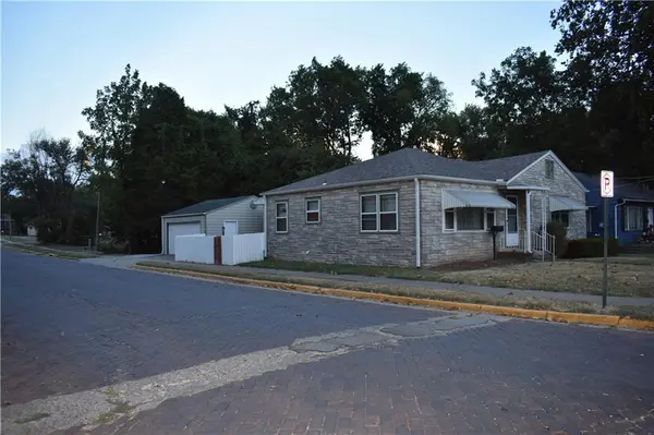 1701 S Walnut ST, Pittsburg, KS 66762