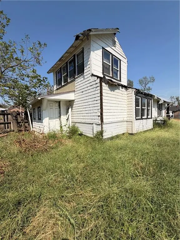 2752 21st PL, Kansas City, KS 66104