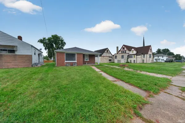 221 Haney AVE, South Bend, IN 46613