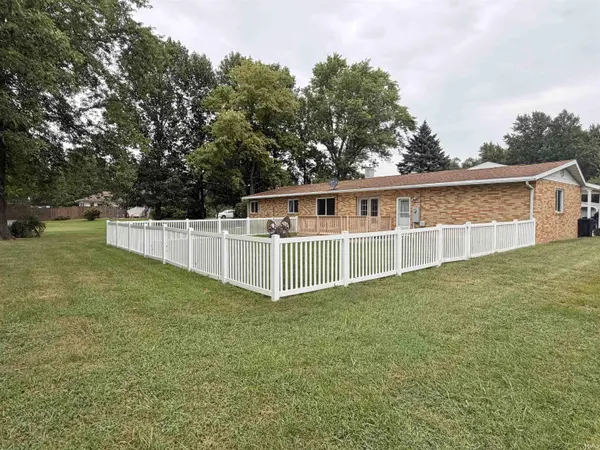 2062 S Holiday DR, Peru, IN 46970