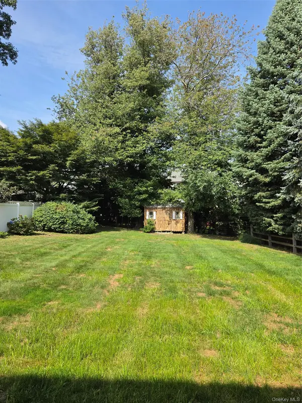3 Emerson PL, Harrison, NY 10528