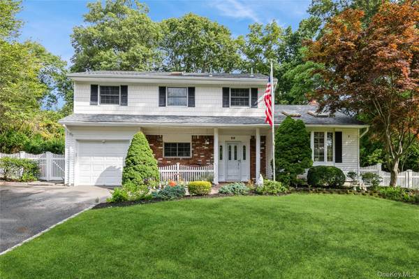 22 Sheryl CRES, Smithtown, NY 11787