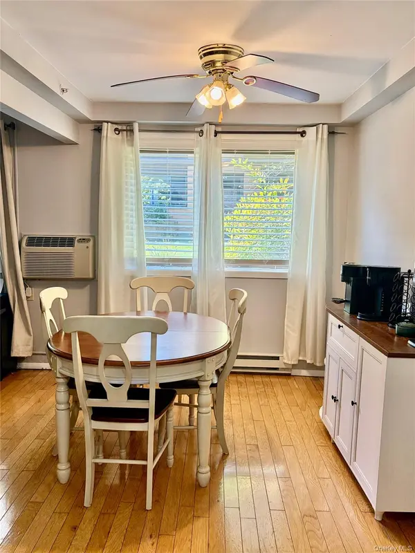 10 Oakwood TER #115, New Windsor, NY 12553