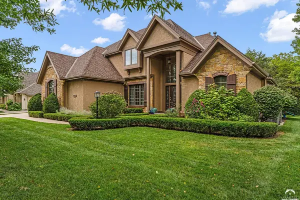 1807 Foxfire DR, Lawrence, KS 66047