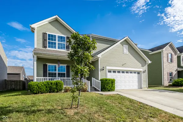 828 Blue Ash TRL, Greenwood, IN 46143