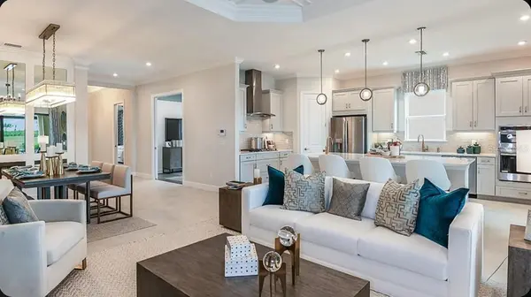 3246 ALBA CIR, Bradenton, FL 34211