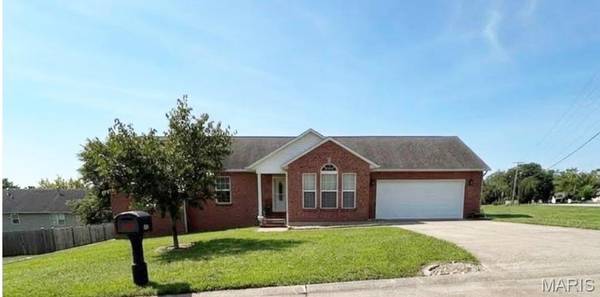 1425 Jennifer DR, Jackson, MO 63755