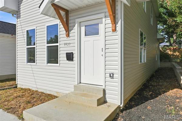 9929 S Broadway, St Louis, MO 63125