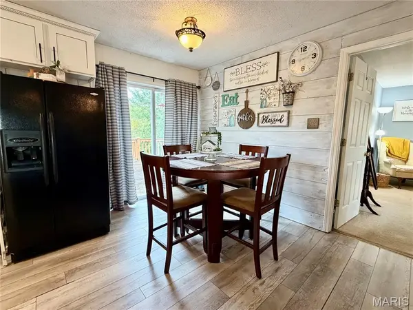 223 Ripley Route E, Doniphan, MO 63935