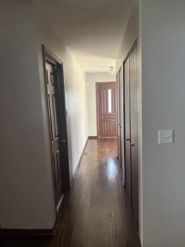 10017 Menard AVE, Oak Lawn, IL 60453