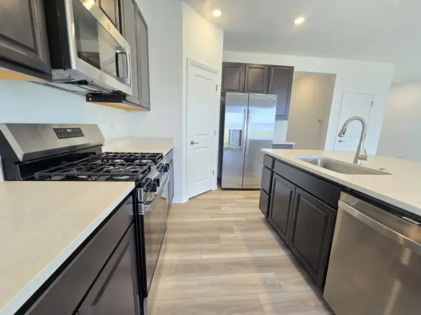 217 Cooney WAY #217, Oswego, IL 60543