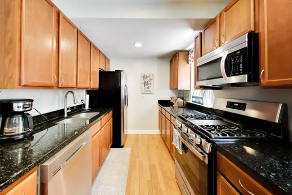6301 N Talman AVE #G, Chicago, IL 60659