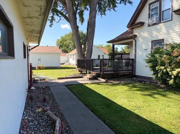 501 1st AVE SE, Pine Island, MN 55963