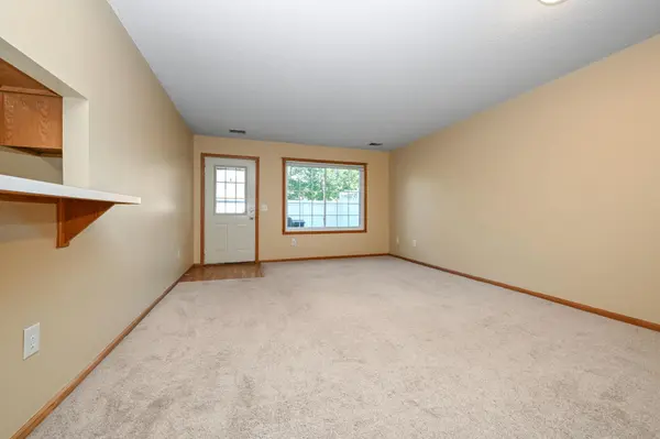 1883 121st LN NW #911, Coon Rapids, MN 55448