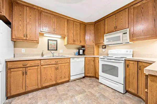 105 3rd ST N #203, Moorhead, MN 56560