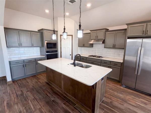 612 Carolyn Ridge RD, Norman, OK 73071