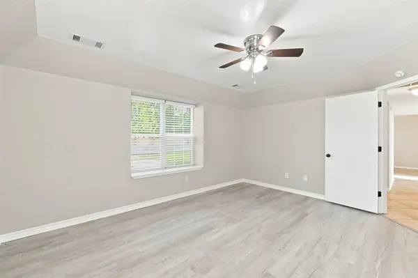 4004 Night Hawk DR, Norman, OK 73072
